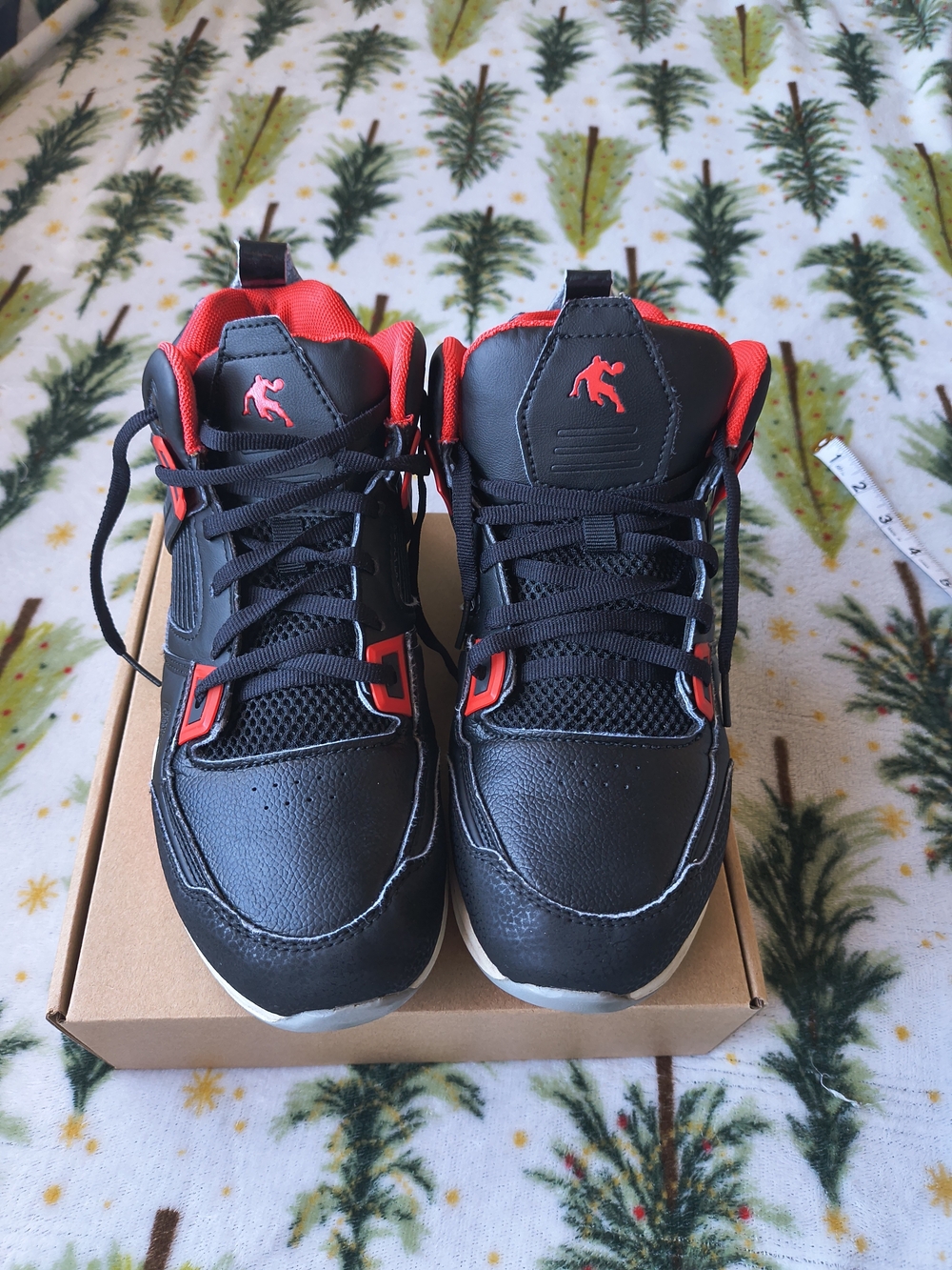 For Children Size 6 And1 Kids Black and Red High-Top Sneakers